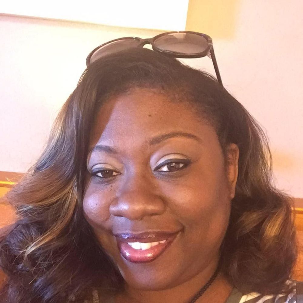 Meet your Posher, Felicia